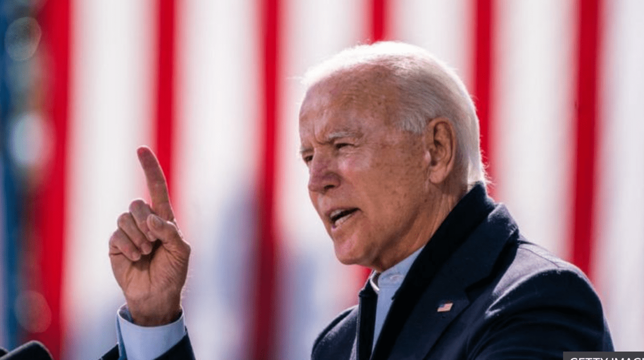 加时末段拜仁慕尼黑调整名单以备西甲，复出首秀环节打磨，话题不断，身体对抗强度拉满(拜仁慕尼黑新赛季球衣)