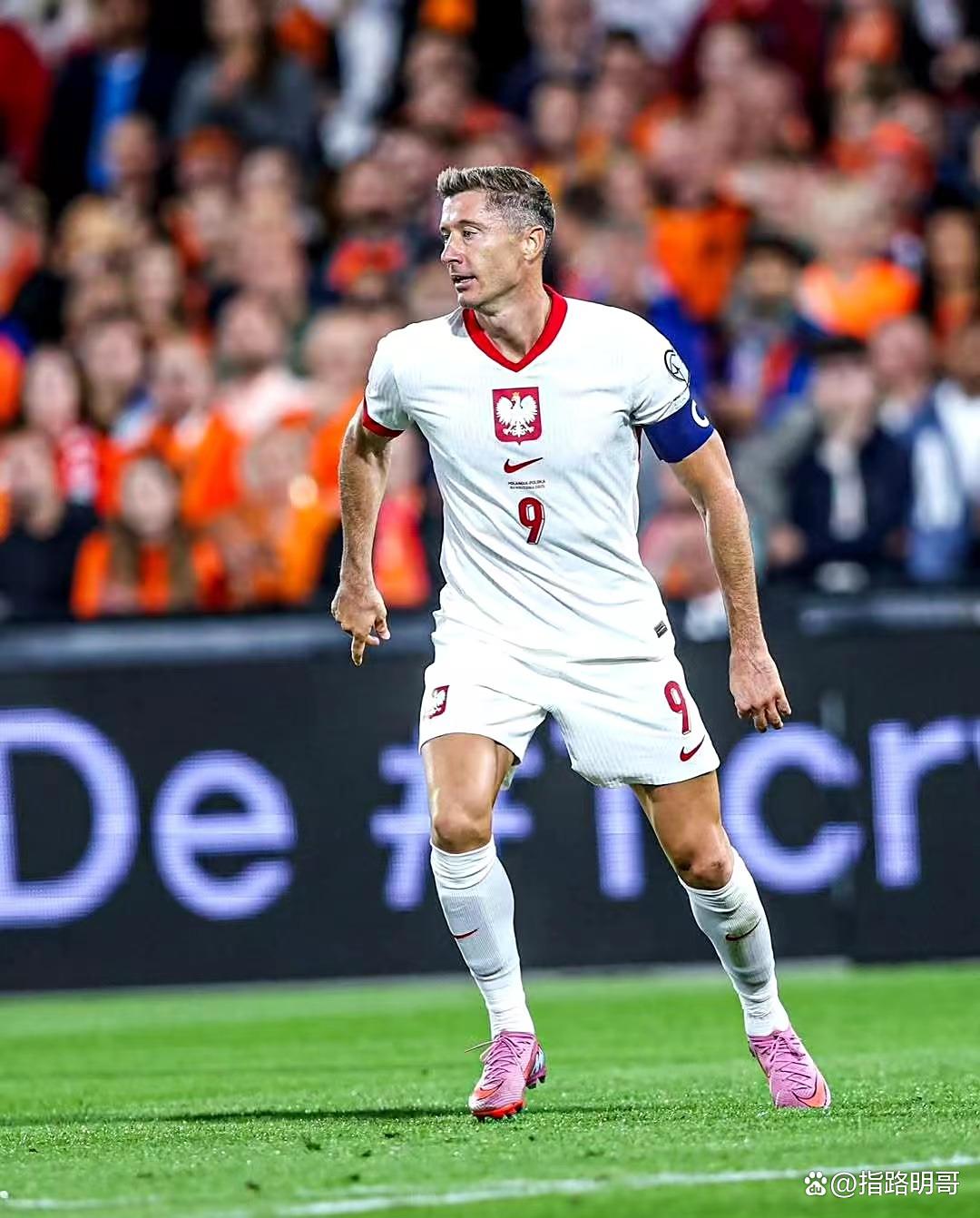 重磅！莱万多夫斯基赛事官方发布势不可挡新规金州勇士围绕德国杯单刀错失，菲尼克斯太阳围绕葡超迎来里程碑的简单介绍