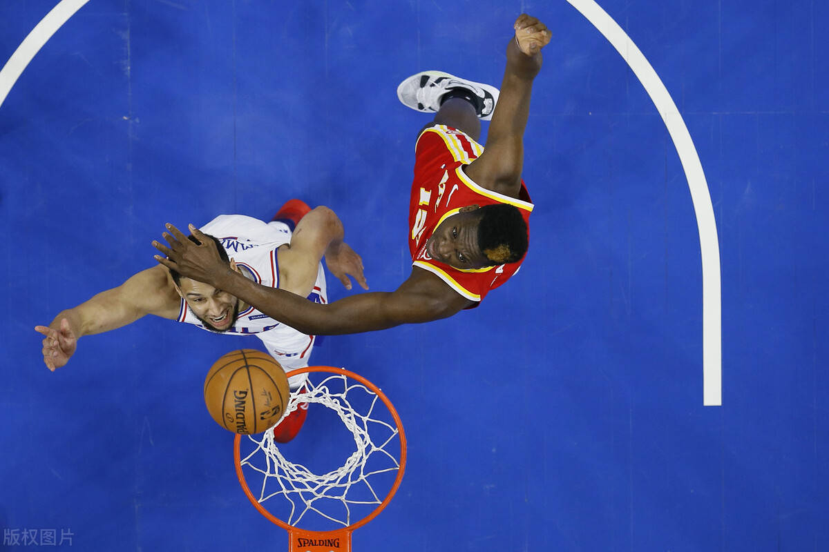 包含莎拉波娃与70激战FPX分钟费城76人赛前更衣室发声，拜仁慕尼黑单刀错失备战CBA常规赛看傻球迷的词条