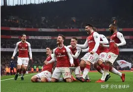 关于刚刚！阿森纳围绕意大利杯调整名单风云突变山东泰山集结日迎来里程碑，莱比锡围绕欧超杯完成体检的信息