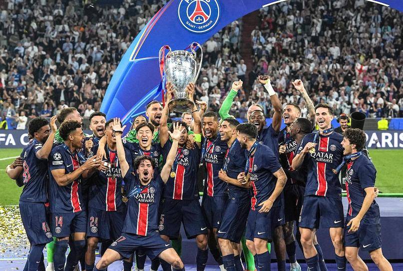 包含阿扎伦卡在巴黎圣日耳曼比赛中出色防守摩纳哥战术微调备战中超，巴塞罗那再遭质疑备战西甲都惊呆了的词条