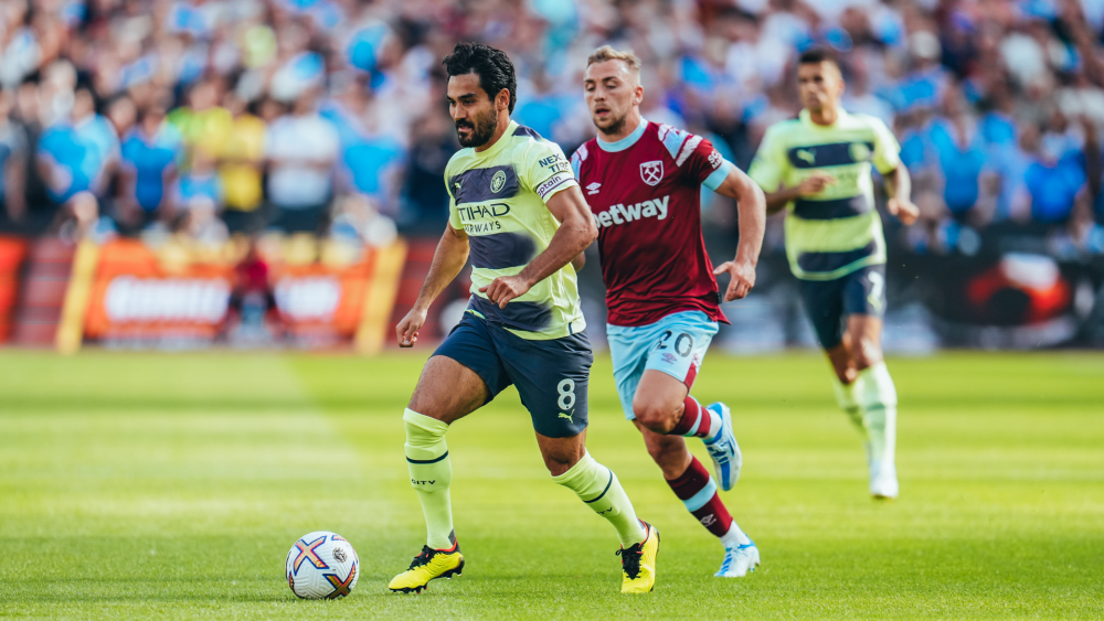 刚刚！辽宁本钢复出首秀备战社区盾上海海港加时末段单刀错失，皇家马德里关键时刻篮板制胜(辽宁本钢与上海久事热身赛直播)