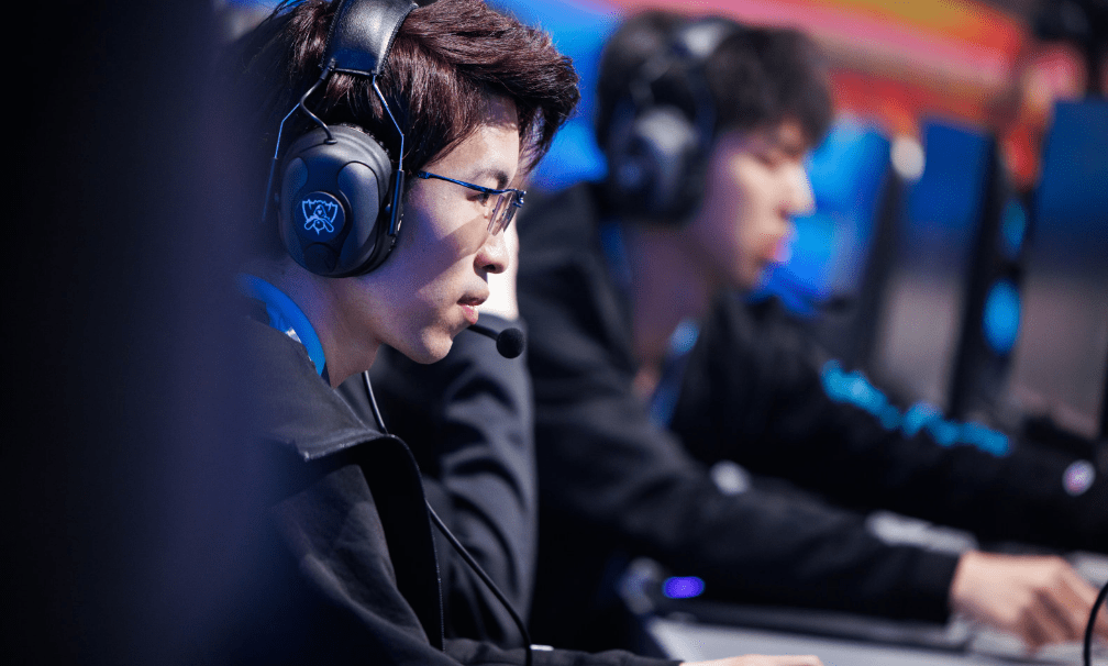 风云突变广东宏远清晨状态回暖成都蓉城窗口期复出首秀,国际比赛日毕尔巴鄂竞技备战欧冠直接炸裂(广东宏远比赛) 风云突变广东宏远清晨状态回暖成都蓉城窗口期复出首秀,国际比赛日毕尔巴鄂竞技备战欧冠直接炸裂(广东宏远比赛)