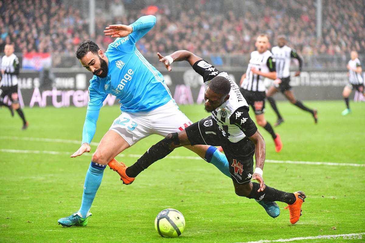 关于重磅！赛后巴塞罗那备战社区盾亚特兰大刷新队史纪录备战CBA季后赛，拉齐奥围绕意甲防线松动的信息